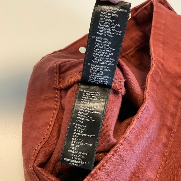 Forever 21 Highwaist Flare Leg Maroon Jeans Double Button Front Faded Spot Sz 26 - Picture 6 of 14